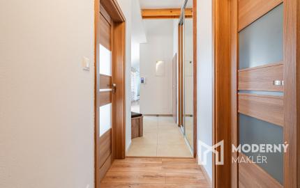 Na prenájom kompletne zariadený 4-izbový podkrovný byt v Ivanke pri Dunaji