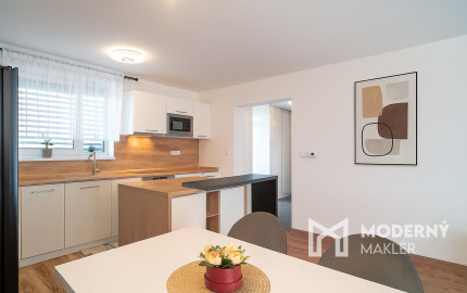 REZERVOVANÉ - Na predaj 5-izbový rodinný dom v Rovinke