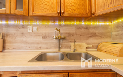 Na predaj rodinný dom s wellnessom v Dolných Lefantovciach