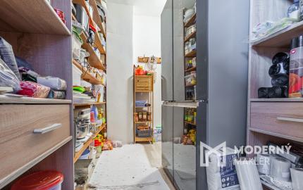 Na predaj rodinný dom s wellnessom v Dolných Lefantovciach