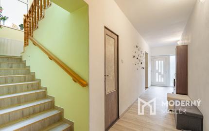 Na predaj rodinný dom s wellnessom v Dolných Lefantovciach