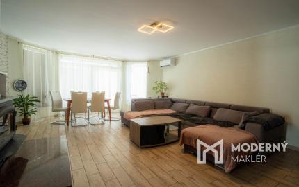 Na predaj 5-izbový rodinný dom v obci Dvorníky