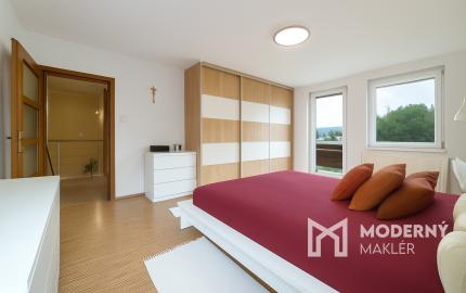 Na predaj rodinný dom s bazénom v Kysuckom Novom Meste