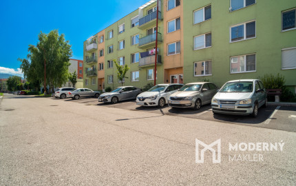 Na predaj 3-izbový byt v obci Rohožník