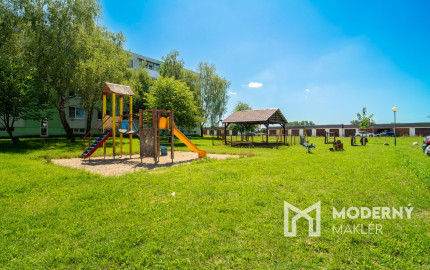 Na predaj 3-izbový byt v obci Rohožník