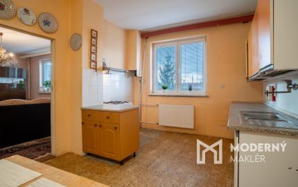 Na predaj 7-izbový rodinný dom v Studienke s investičným potenciálom