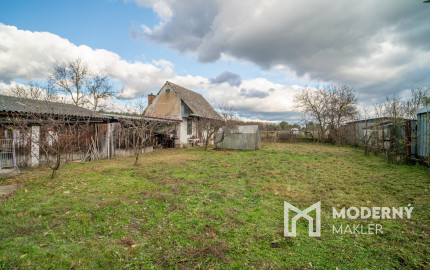 Na predaj 7-izbový rodinný dom v Studienke s investičným potenciálom