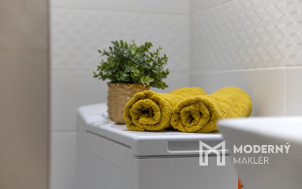 Na predaj čiastočne zariadený 3-izbový byt v Kálnici