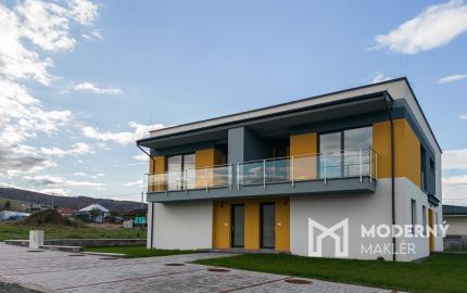 Na predaj 3-izbový byt so slnečným balkónom v novostavbe kúsok od Prešova