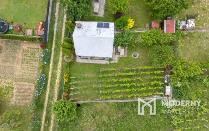 VÝRAZNÁ ZĽAVA: Na predaj záhradná chata s výhľadom na golfové ihrisko v Skalici