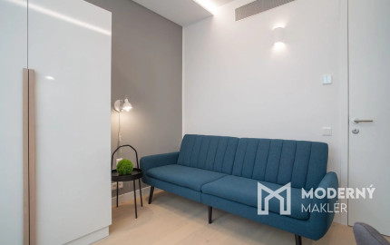 Na prenájom štýlový 3-izbový byt v SKYPARK RESIDENCE s panoramatickým výhľadom