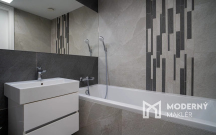 Na prenájom štýlový 3-izbový byt v SKYPARK RESIDENCE s panoramatickým výhľadom