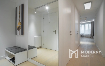 Na prenájom štýlový 3-izbový byt v SKYPARK RESIDENCE s panoramatickým výhľadom