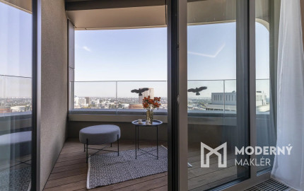 Na prenájom štýlový 3-izbový byt v SKYPARK RESIDENCE s panoramatickým výhľadom