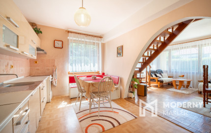 Na predaj 6-izbový rodinný dom v obci Podkriváň