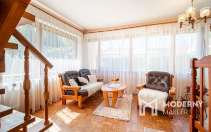 Na predaj 6-izbový rodinný dom v obci Podkriváň