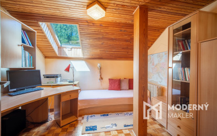 Na predaj 6-izbový rodinný dom v obci Podkriváň