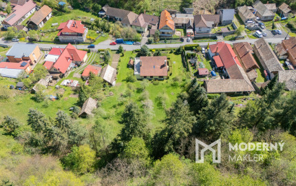 Na predaj 6-izbový rodinný dom v obci Podkriváň