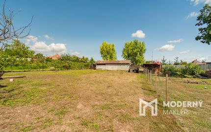 Na predaj pozemok pripravený na výstavbu v Pate