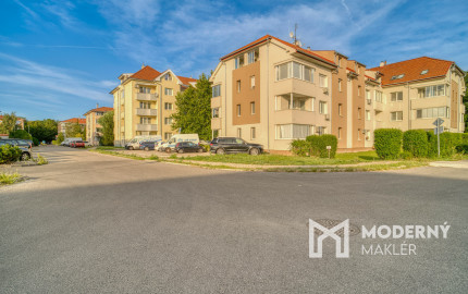 Na predaj 2-izbový byt s loggiou v Šamoríne