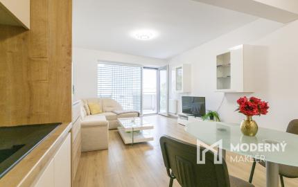 Na prenájom 3-izbový byt v centre mesta Dunajská Streda