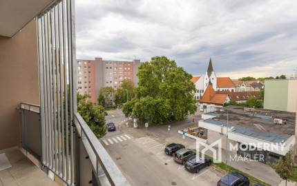 Na prenájom 3-izbový byt v centre mesta Dunajská Streda