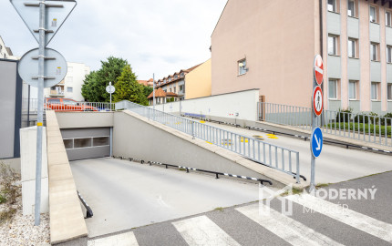 Na prenájom 3-izbový byt v centre mesta Dunajská Streda