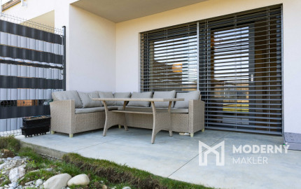 ZNÍŽENÁ CENA: Na predaj moderný rodinný dom v Skalke nad Váhom