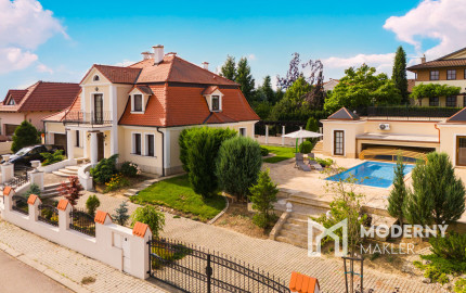 Na predaj nadštandardný rodinný dom s bazénom, Soblahov