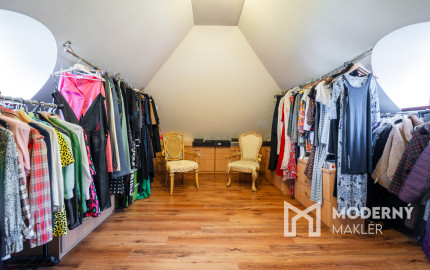 Na predaj nadštandardný rodinný dom s bazénom, Soblahov