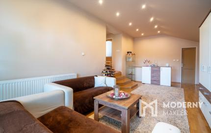 Na predaj rodinný dom s bazénom a saunou v Rohovciach