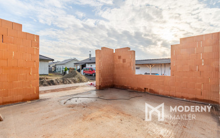 Na predaj novostavba 4-izbového rodinného domu v ŠTANDARDE v obci Kyselica