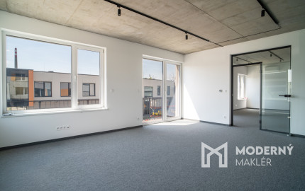 Na prenájom jedno podlažie polyfunkcie na Zavarskej ulici v Trnave