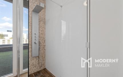 Na prenájom dizajnový 3-izbový byt so 45m2 terasou v Stupave