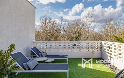 Na prenájom dizajnový 3-izbový byt so 45m2 terasou v Stupave