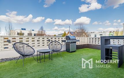 Na prenájom dizajnový 3-izbový byt so 45m2 terasou v Stupave