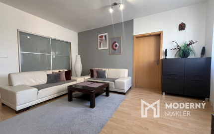 Na prenájom priestranný 3-izbový byt v Trenčíne