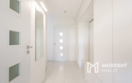 REZERVOVANÉ Na predaj 3-izbový byt v Martine / Záturčie