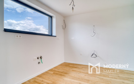 Na predaj 3-izbový rodinný dom pri jazere Nové Košariská