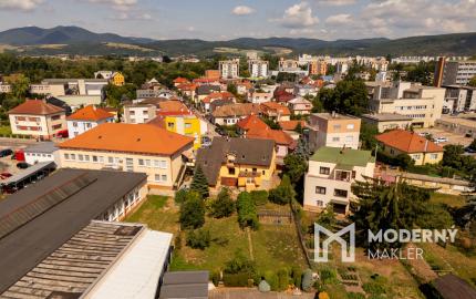 Na predaj rodinný dom s pozemkom a investičným potenciálom v Trenčíne