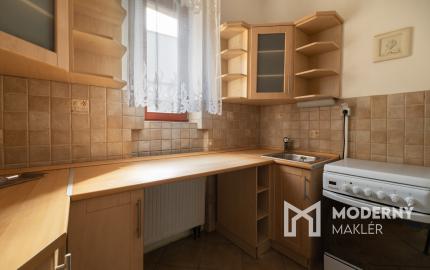 Na predaj rodinný dom s pozemkom a investičným potenciálom v Trenčíne