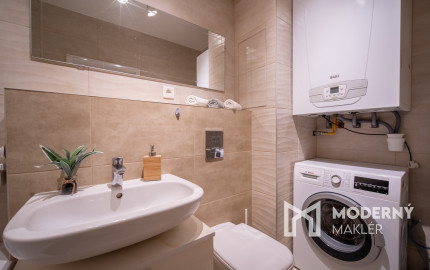 Na prenájom 2-izbový byt v Bratislave - mestská časť Ružinov