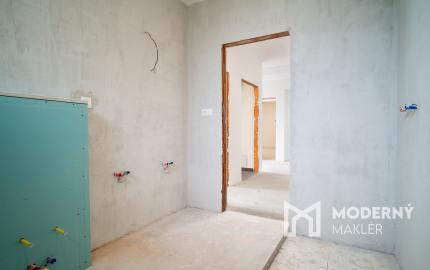 Na predaj 4-izbová novostavba s dvojgarážou v Suchohrade