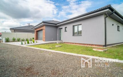 Na predaj 4-izbová novostavba s dvojgarážou v Suchohrade