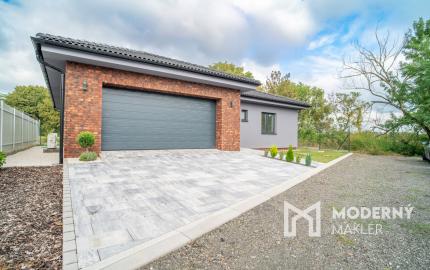 Na predaj 4-izbová novostavba s dvojgarážou v Suchohrade