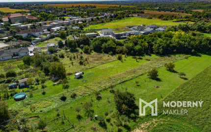 Na predaj pozemok vo Vinohradoch nad Váhom