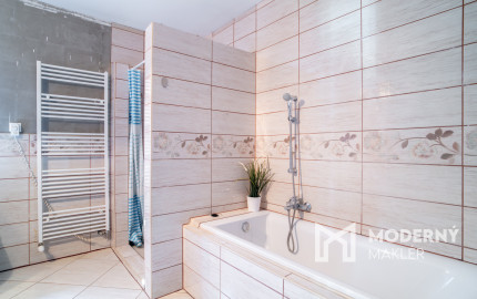 Na predaj 4-izbový rodinný dom s krásnym výhľadom pri vodnej nádrži Suchá nad Parnou