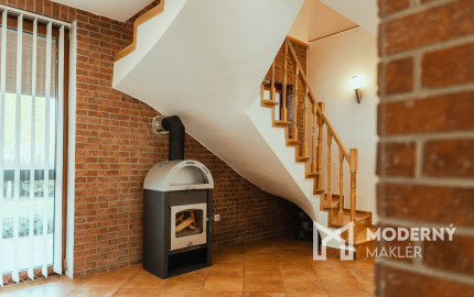 Na prenájom štýlový 4-izbový rodinný dom v Trenčíne