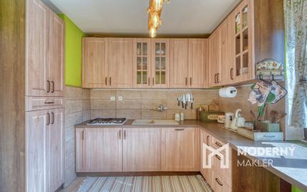 Na predaj trojpodlažný rodinný dom v lokalite Žitná - Radiša