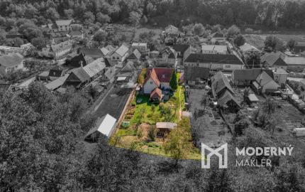 Na predaj trojpodlažný rodinný dom v lokalite Žitná - Radiša